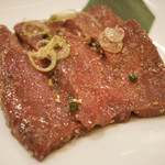 桔梗苑 - 『和牛シンゾウ』¥690円
      塩味でいただきましたが食感もよく新鮮なシンゾウでした！