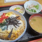 ラーメンあやど - かつ丼750円