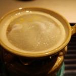 富小路 やま岸 - 前後しますが、1品目は蕪のみぞれ餡に
      雲子、蕗の薹、柚子が入ってます。