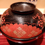 銀座 しのはら - 半生のばちこと帆立しんじょうとうるいの椀