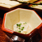 銀座 しのはら - 桃の節句の菱形の器　八寸