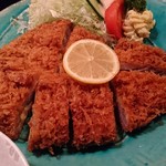 102079115 - ジャンボロースカツ