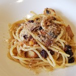 スパニッシュイタリアン Azzurro520 Canale de terrazza 田町店 - トロ鰯とジャガイモのパスタ