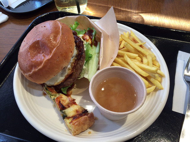 スタンレーカフェ 三井アウトレットパーク 北陸小矢部 Stanley Cafe 石動 カフェ 食べログ