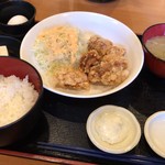 酒肴 ちいち - ランチの唐揚げ定食