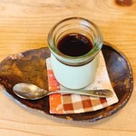 フジヤマプリン - 沖縄産黒糖プリン（黒蜜かけ）