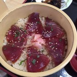 神路庵 - 手捏ね寿司はマグロです