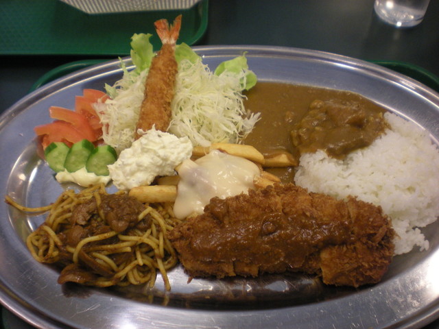 函館を代表する洋食店でトルコライスを食す』by ｶﾐｿﾘﾊｲｷｯｸ : ラッキー