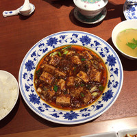老四川 飄香小院 - 本場四川のマーボー豆腐