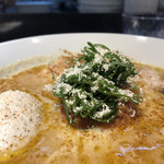 Japanese Soba Noodles 蔦 - 直前に削り入れるパルミジャーノ