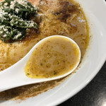 Japanese Soba Noodles 蔦 - スパイスの効いた味噌スープ