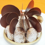 アヴランシュ・ゲネー - シャルロット　ラム　レザン