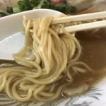 たんぽぽラーメン  - たんぽぽ ラーメン 麺