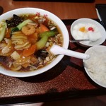 梅蘭 - 五目麺セット。これで800円台。安いです。