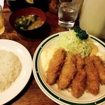 かつれつ四谷たけだ - 連れのカキフライ