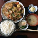 なる味 - 八宝菜(800円)＋定食セット(200円)
