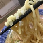 厳選煮干しらーめん 初代 にぼ助 - 中太縮麺