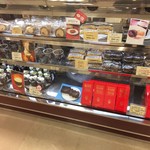 Mikado Coffee Karuizawa Purinsushoppingupurazaten - スイーツも色々あるんですね。