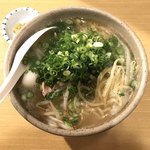 炭火焼き鳥 しまじろう - 鶏塩ラーメン