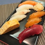 Tsubaki Sushi - 地魚入り握り寿司