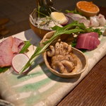 嬉々 わらまさ - 鯨さえずりベコン、鱈白子など