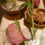 嬉々 わらまさ - 鯨さえずりベーコン、鱈白子、かきポンズ