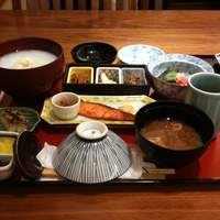 京料理 たん熊北店 Directed by M.Kurisu - 朝粥