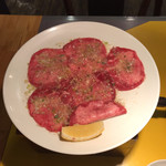 焼肉 まんぷく苑 - ネギ上タン塩