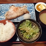 勇山亭 - 焼き魚定食（アコウダイの粕漬焼）（900円）