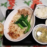 天然居 - 汁なし担々麺 800円