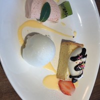 イゾラ スメラルダ - 