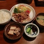 奈加野 - 豚肉の生姜焼定食
