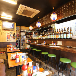 一人でも気兼ねなくフラリと立ち寄れて、思い思いに楽しめる