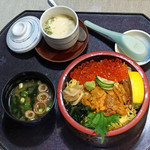 天然海水いけす海陽亭 - うにとイクラのダブル丼