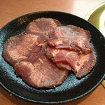 焼肉問屋 牛蔵 - タン塩