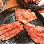 焼肉問屋 牛蔵 - 