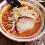 ガッツリ麺ふじもり - 赤富士ラーメン