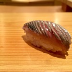 江戸前鮓 すし通 - いわし シンプルでいわし臭さは全くない