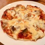 ピッコロヂヂ - マッシュルームピッツァ