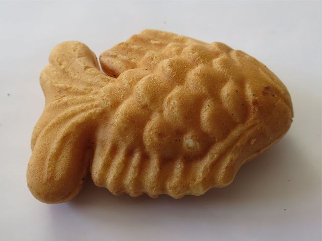 やはり「生地のみ」だけは寂しいです。』by macpon : たいやき一休