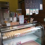 菓子工房 イチミネ - 販売ケース