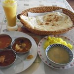 インド料理＆ハラールフード グレートアジア - バイキング盛付例