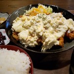 うちなー食堂コザ飯 - チキン南蛮定食