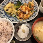 トモキッチン - 海老葱炒め