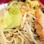 ラーメン二郎 - 野菜（デフォ）