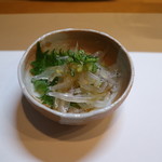 季節料理 よし野 - お通し（白魚）