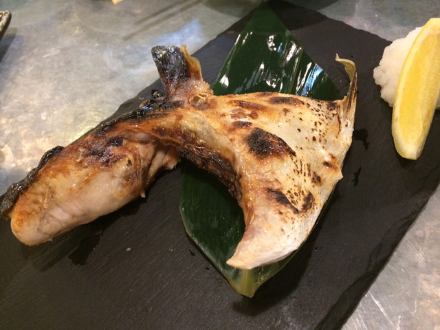 Jizakana Sakaba Uohachi Shoten Torame Yokocho