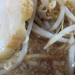 Kaeru - ラーメン（野菜少なめ・細麺）