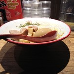 三田製麺所 - 横から