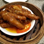 逸翠軒點心專門店 - 醬皇蒸鳳爪：$24